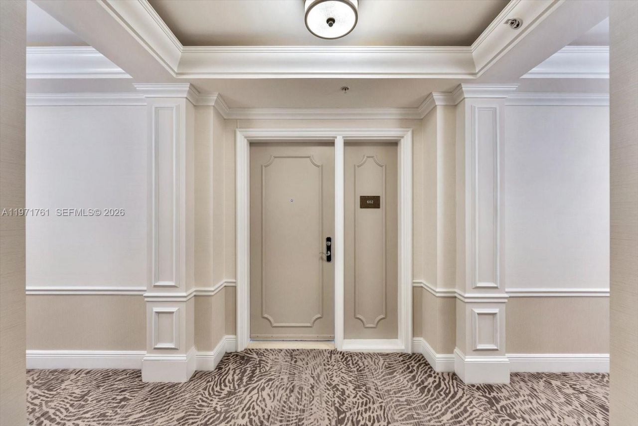 3400 SW 27th Ave , Unit 602, Miami, FL 33133 Photo