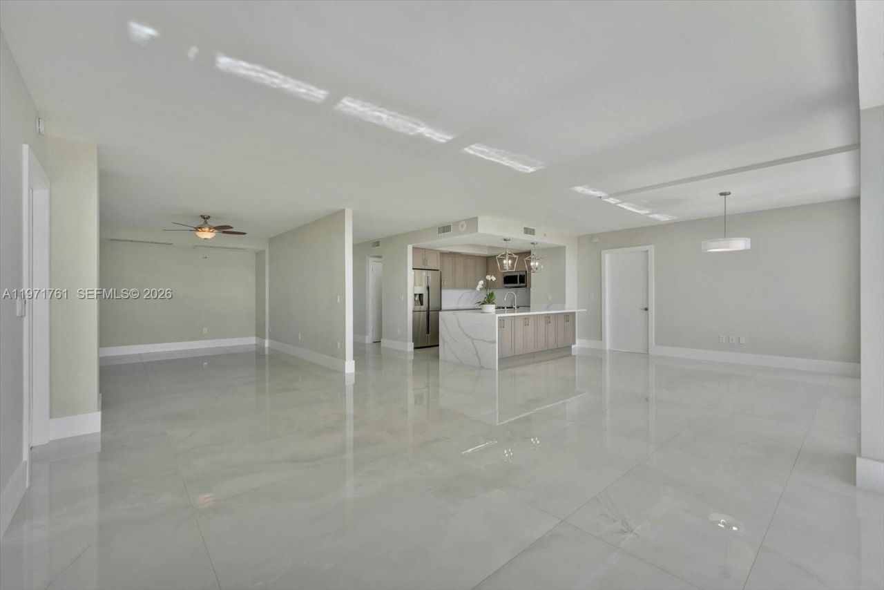 3400 SW 27th Ave, Unit 602, Miami, FL 33133 Photo