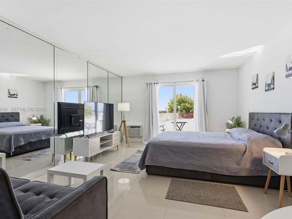 7904 West Dr, Unit 106, North Bay Village, FL 33141