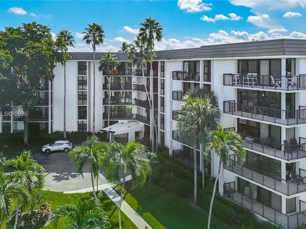 1350 River Reach Dr, Unit 118, Fort Lauderdale, FL 33315