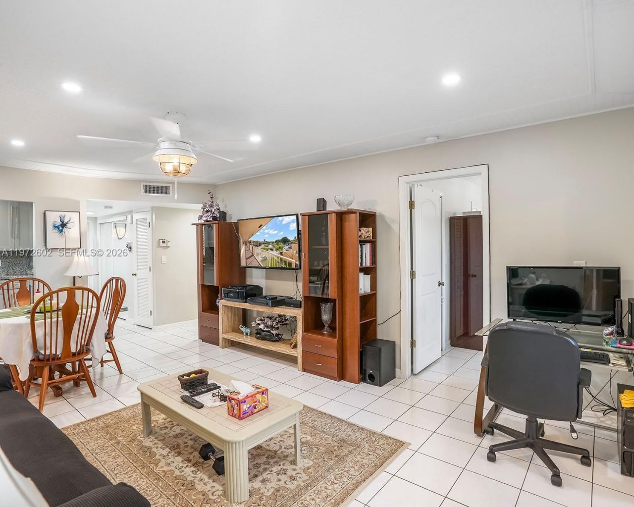 9001 Sunrise Lakes Blvd, Unit 301, Sunrise, FL 33322 Photo