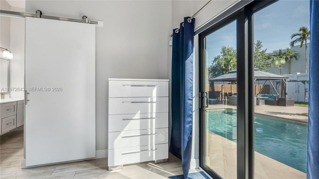 9986 NW 52nd St, Sunrise, FL 33351 Photo