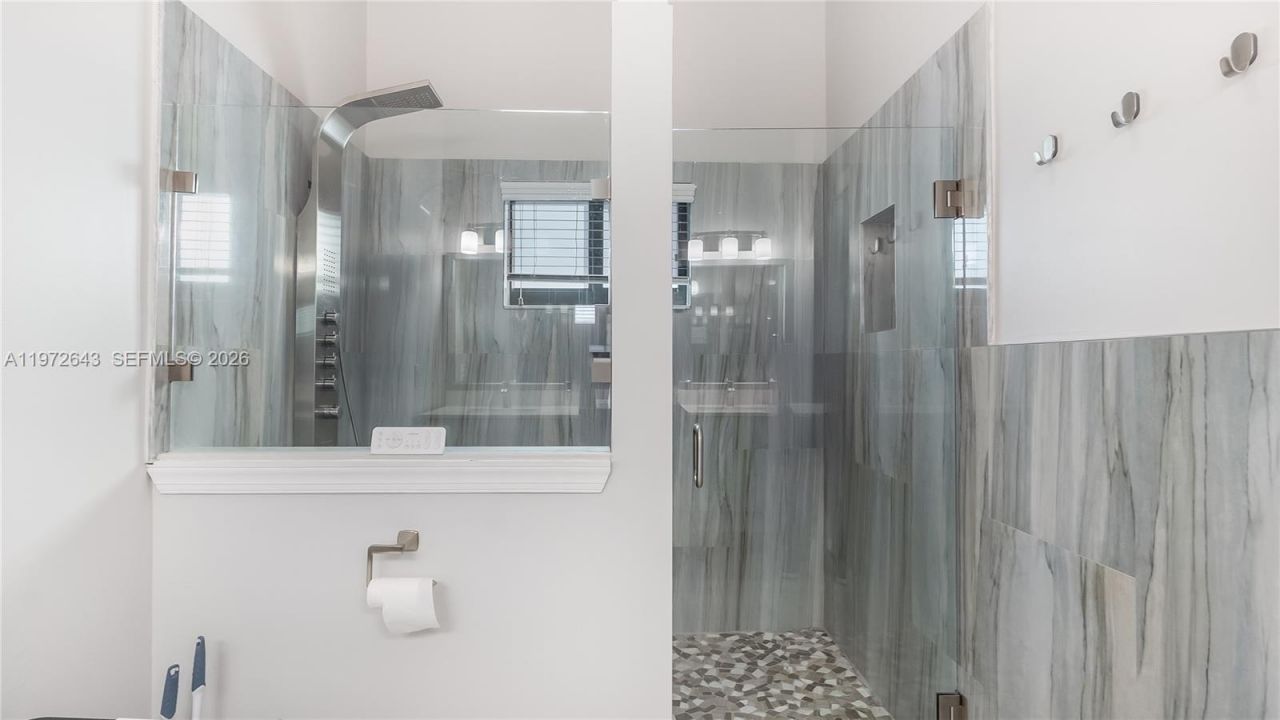 9986 NW 52nd St, Sunrise, FL 33351 Photo