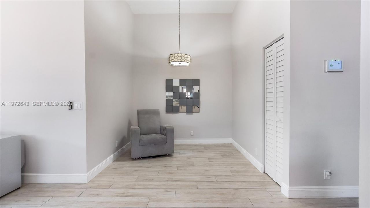 9986 NW 52nd St, Sunrise, FL 33351 Photo