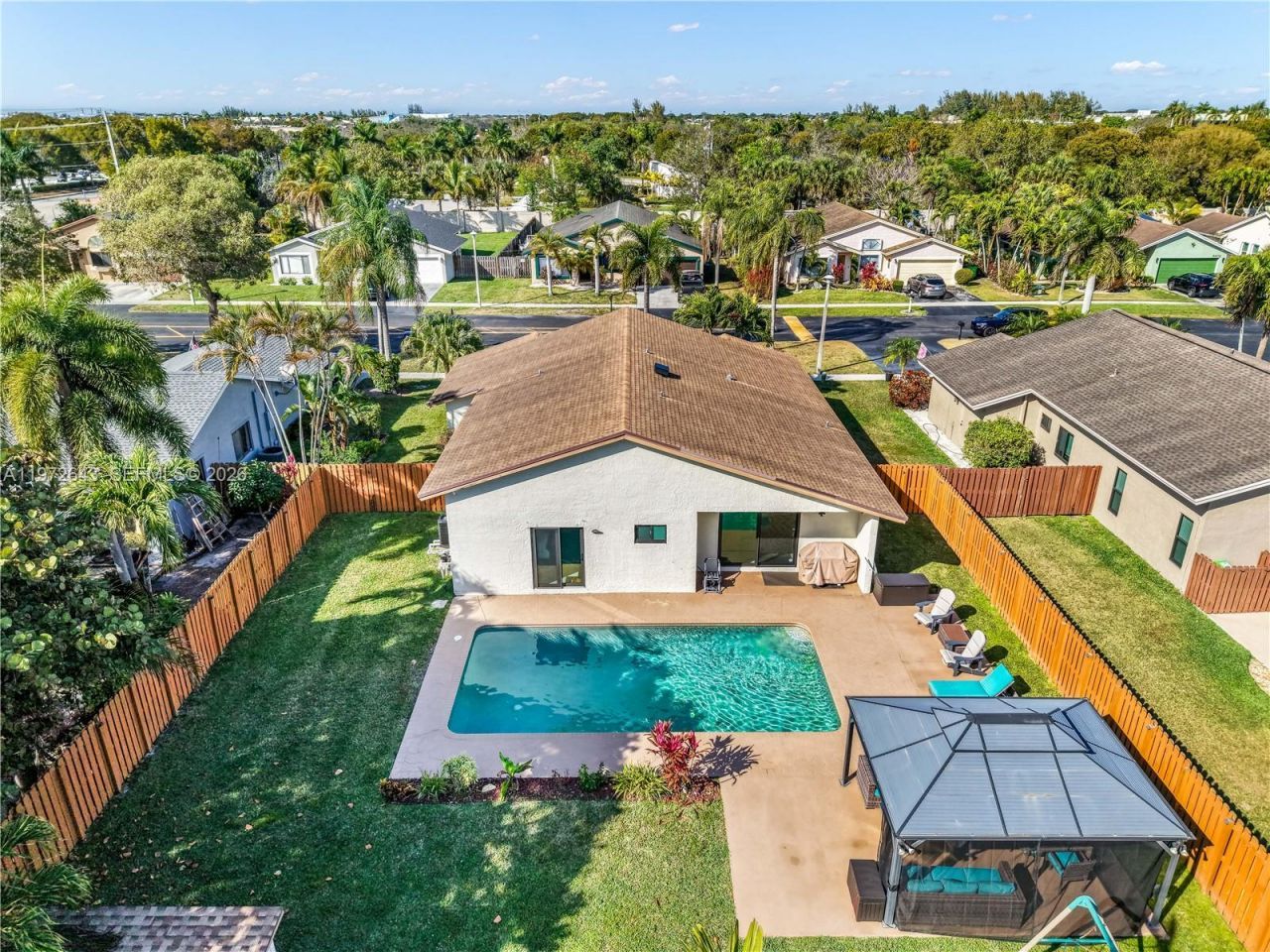 9986 NW 52nd St, Sunrise, FL 33351 Photo