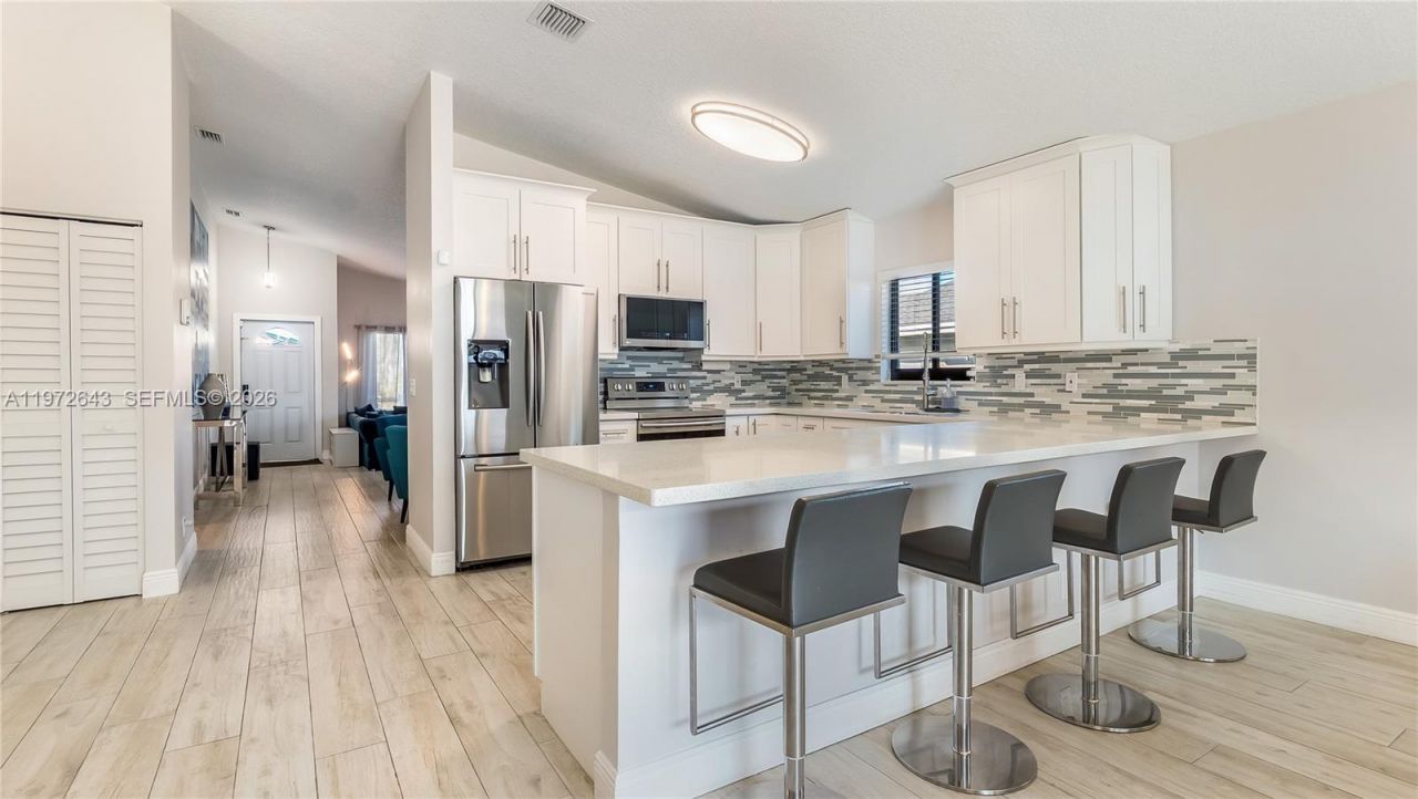 9986 NW 52nd St, Sunrise, FL 33351 Photo