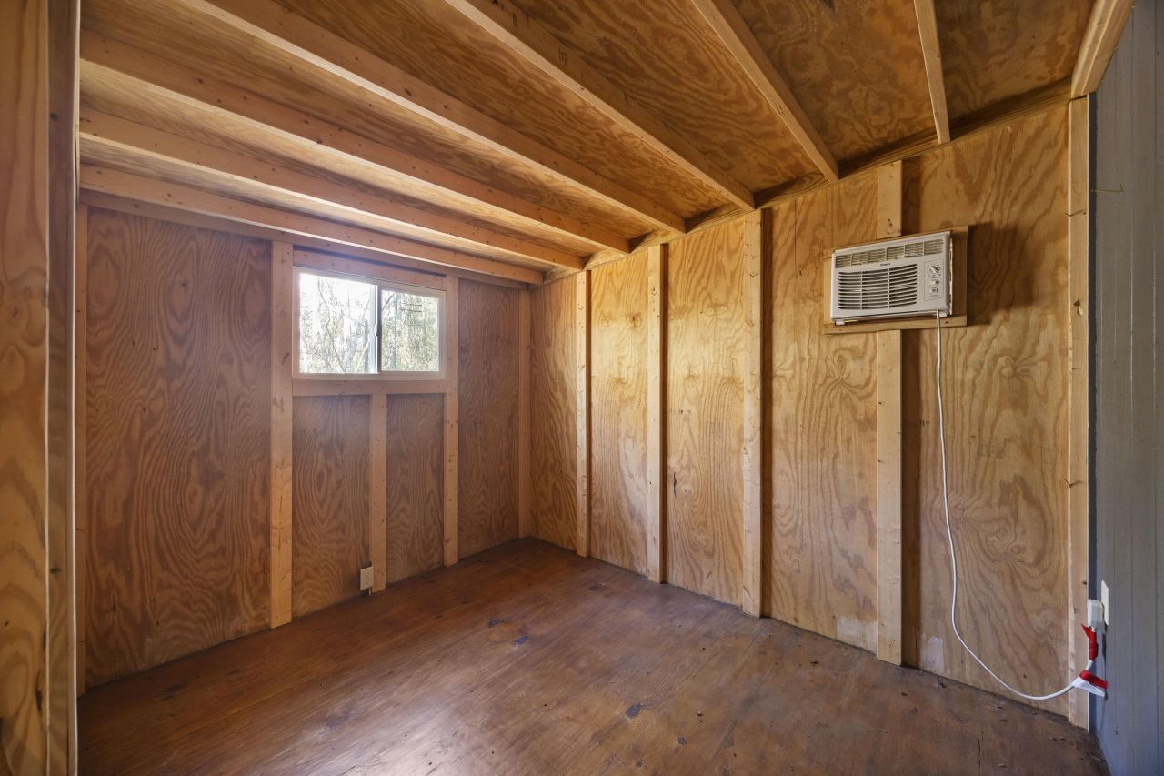 9168 Old Georgetown Road Photo 24