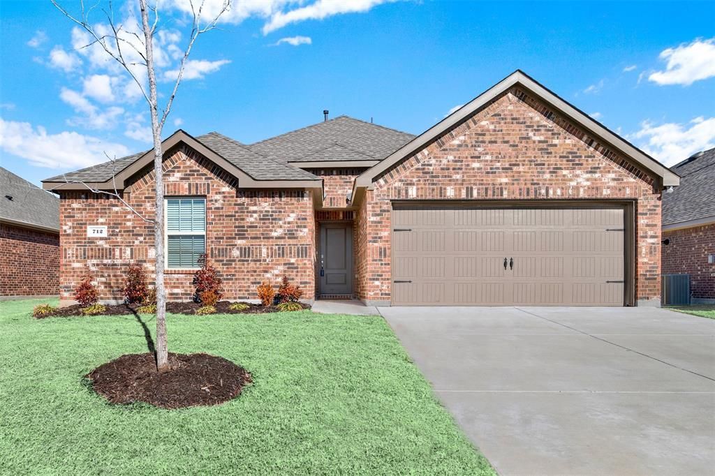 712 Cool Canyon Trail, Princeton, TX 75407 Main Photo
