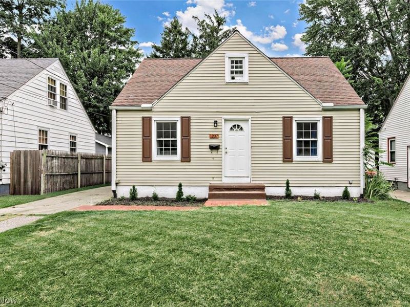 1237 Crescent Drive, Painesville, OH 44077 Photo 1