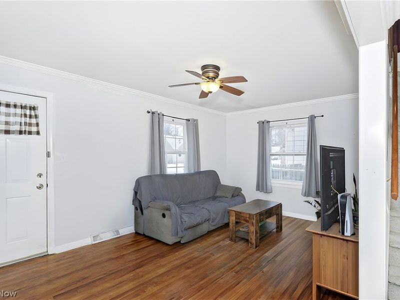 1237 Crescent Drive, Painesville, OH 44077 Photo 3