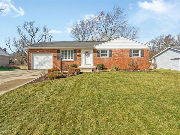 271 Manor Avenue NW, Canton, OH 44708
