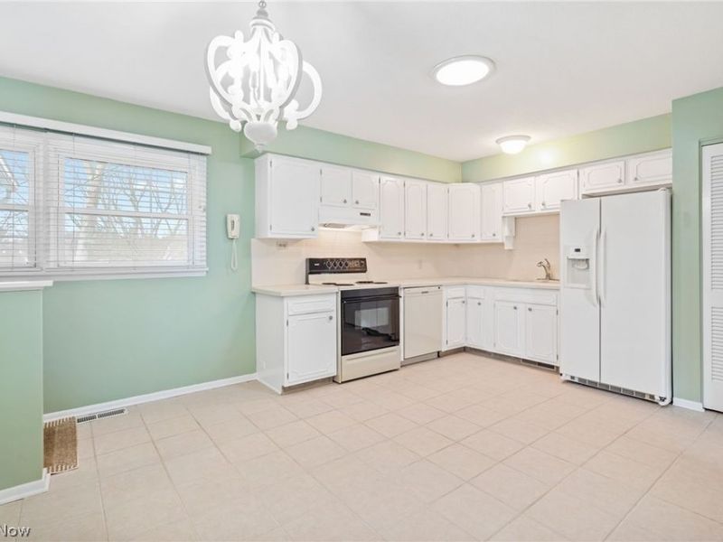 271 Manor Avenue NW, Canton, OH 44708 Photo 13