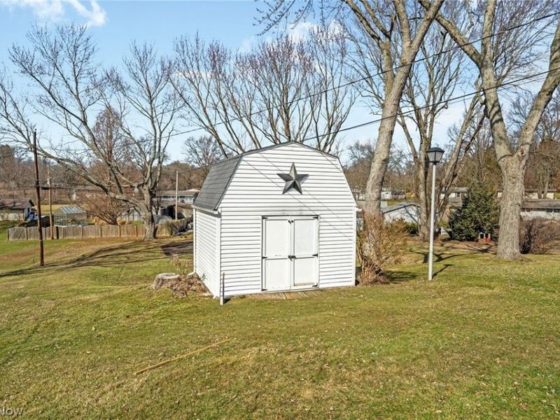 271 Manor Avenue NW, Canton, OH 44708 Photo 22