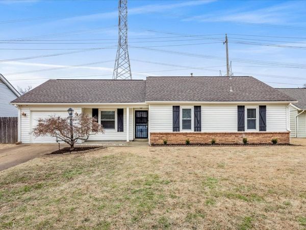 7250 HILLSHIRE DR, Memphis, TN 38133