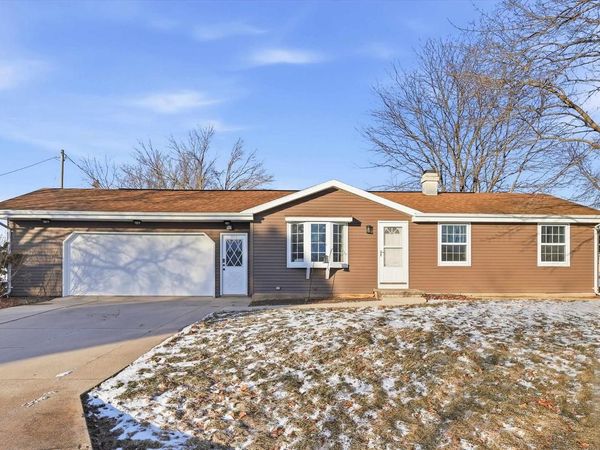 950 CLOVER STREET, Menasha, WI 54952
