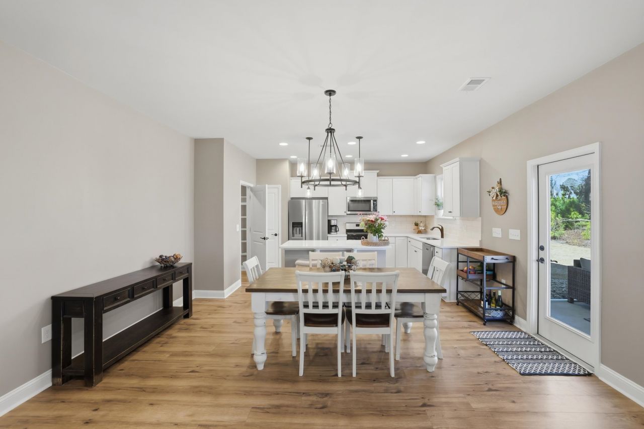 3150 Hannon Dr. Photo 9