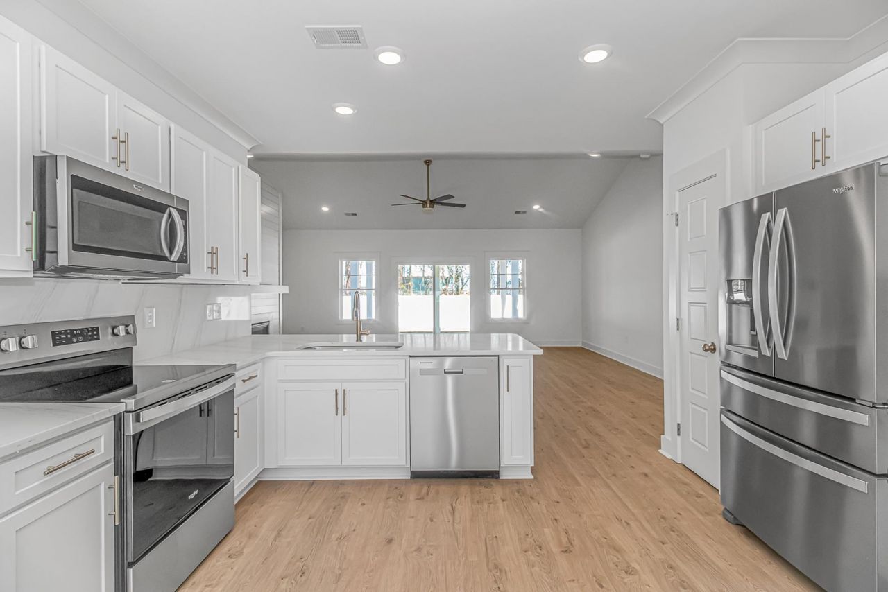 37 Love Ln. Photo 10