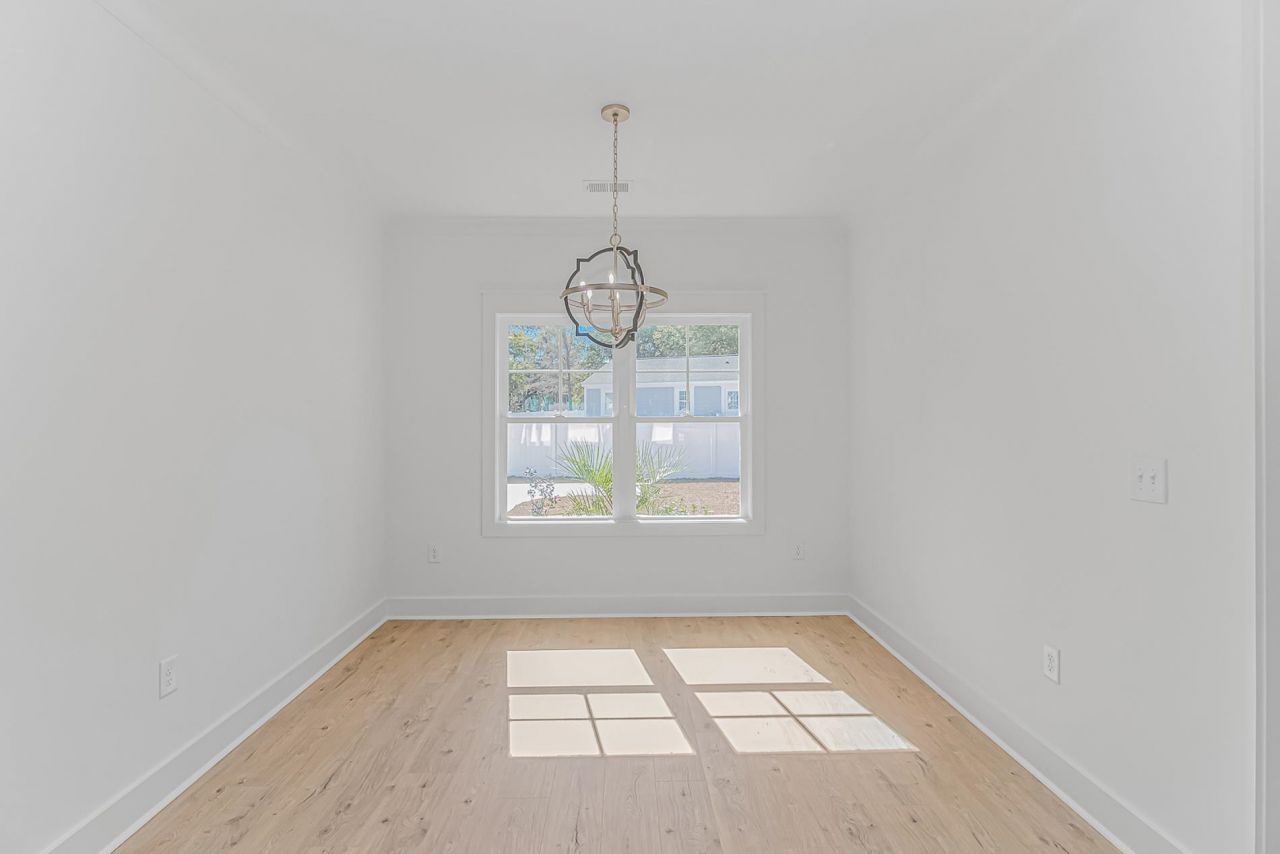 37 Love Ln. Photo 11