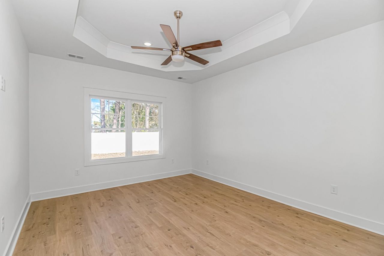 37 Love Ln. Photo 13