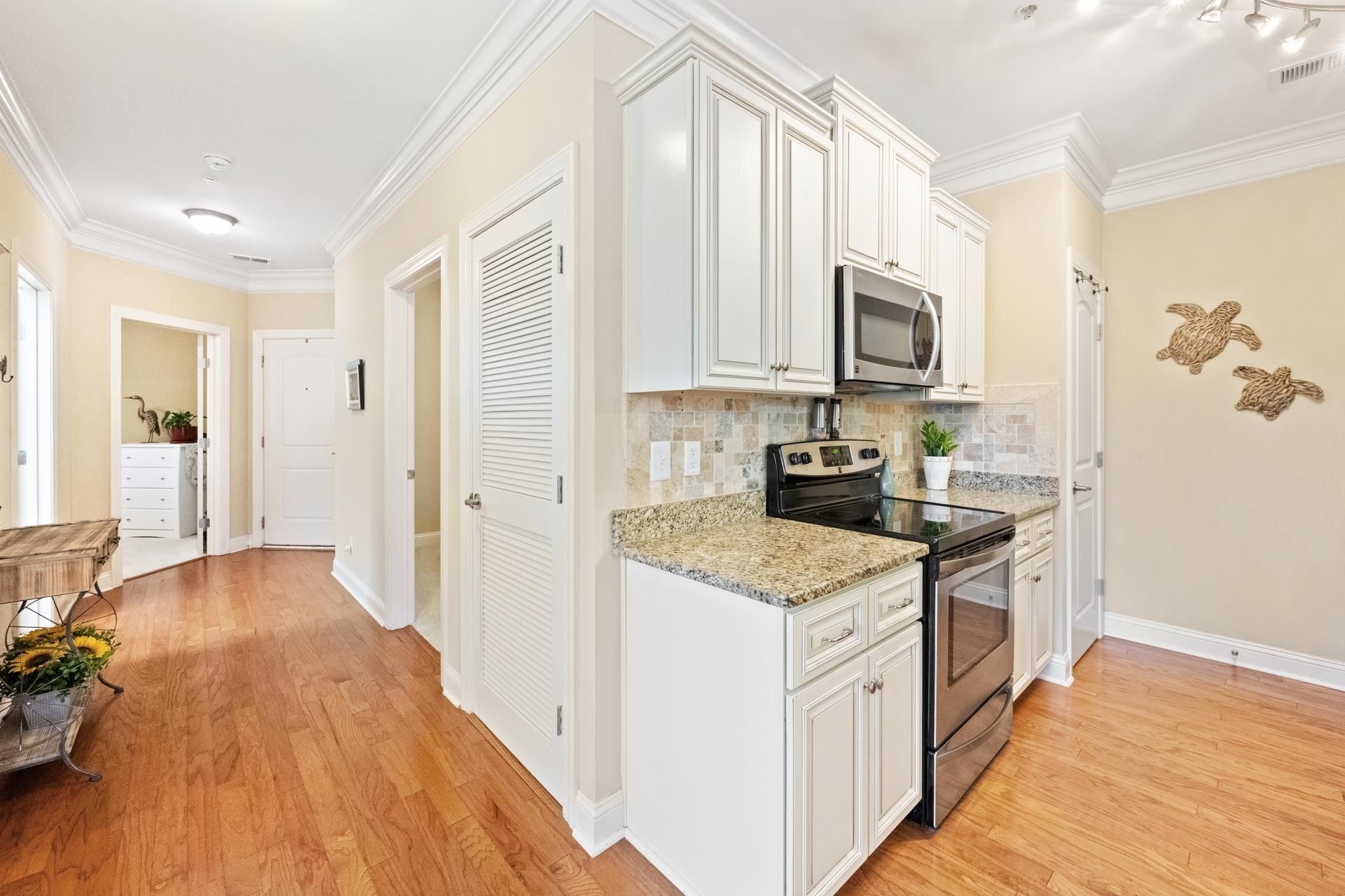 48 Mingo Dr. Photo 13