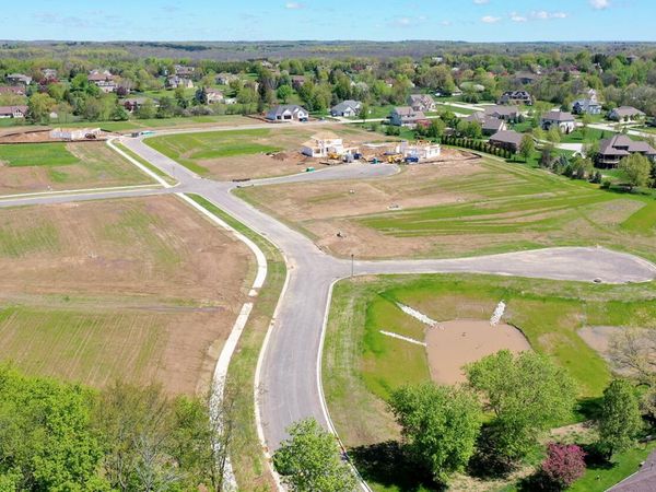 W247N7425 Carol Ann Cir, Unit Lt13, Sussex, WI 53089