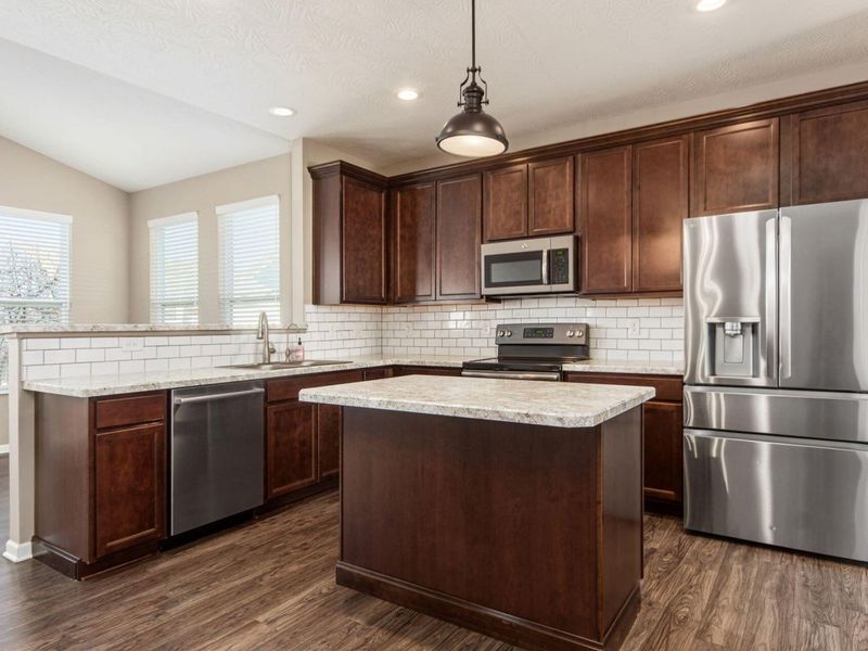 160 Chestnut Commons Drive, Commercial Point, OH 43116 Photo 14