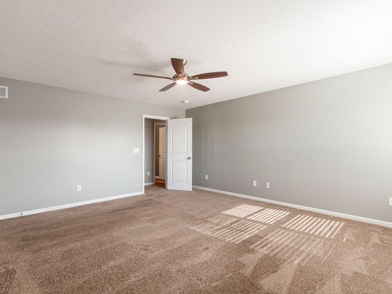 160 Chestnut Commons Drive, Commercial Point, OH 43116 Photo 26