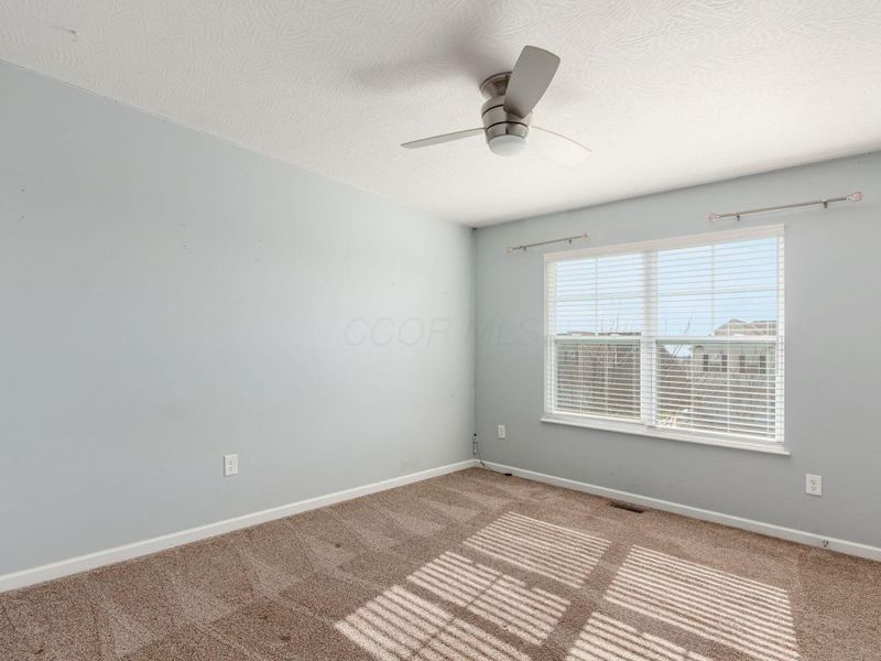 160 Chestnut Commons Drive, Commercial Point, OH 43116 Photo 37