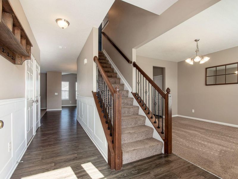 160 Chestnut Commons Drive, Commercial Point, OH 43116 Photo 4