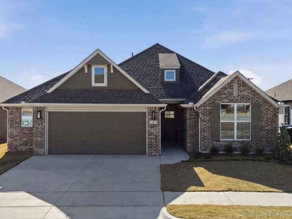 2431 W Madison Street , Broken Arrow, OK 74012