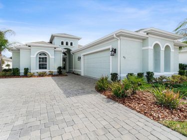 82 N Lakewalk Dr, Palm Coast, FL 32137