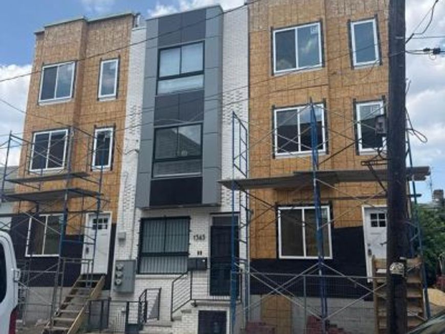 1345 W York Street, Philadelphia, PA 19132 Main Photo