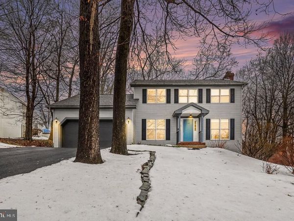 1147 JILL DRIVE, HUMMELSTOWN, PA 17036