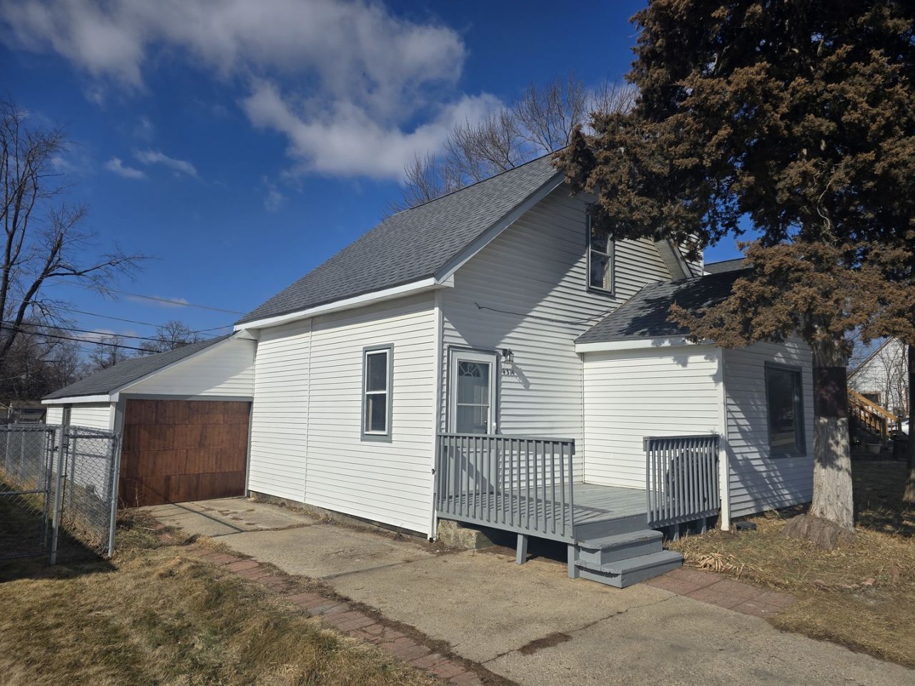 4311 E Wonder Lake Road, Wonder Lake, IL 60097 Main Photo