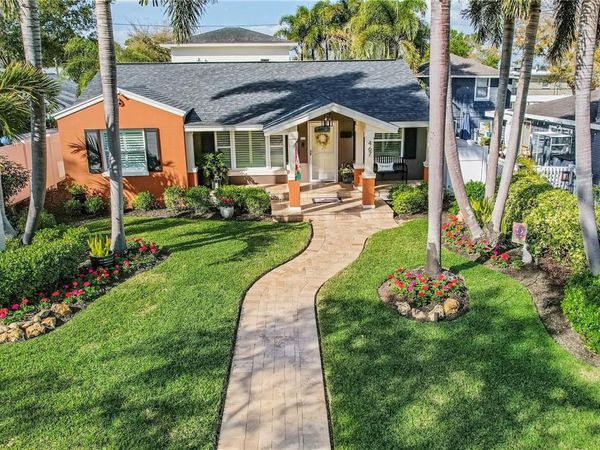 467 31ST AVENUE N, ST PETERSBURG, FL 33704