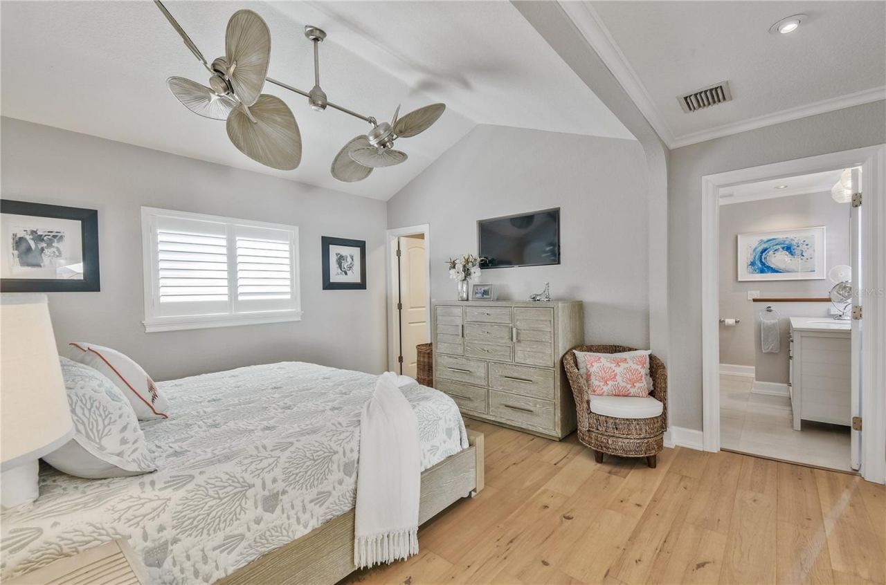 467 31st Avenue N, Saint Petersburg, FL 33704 Photo