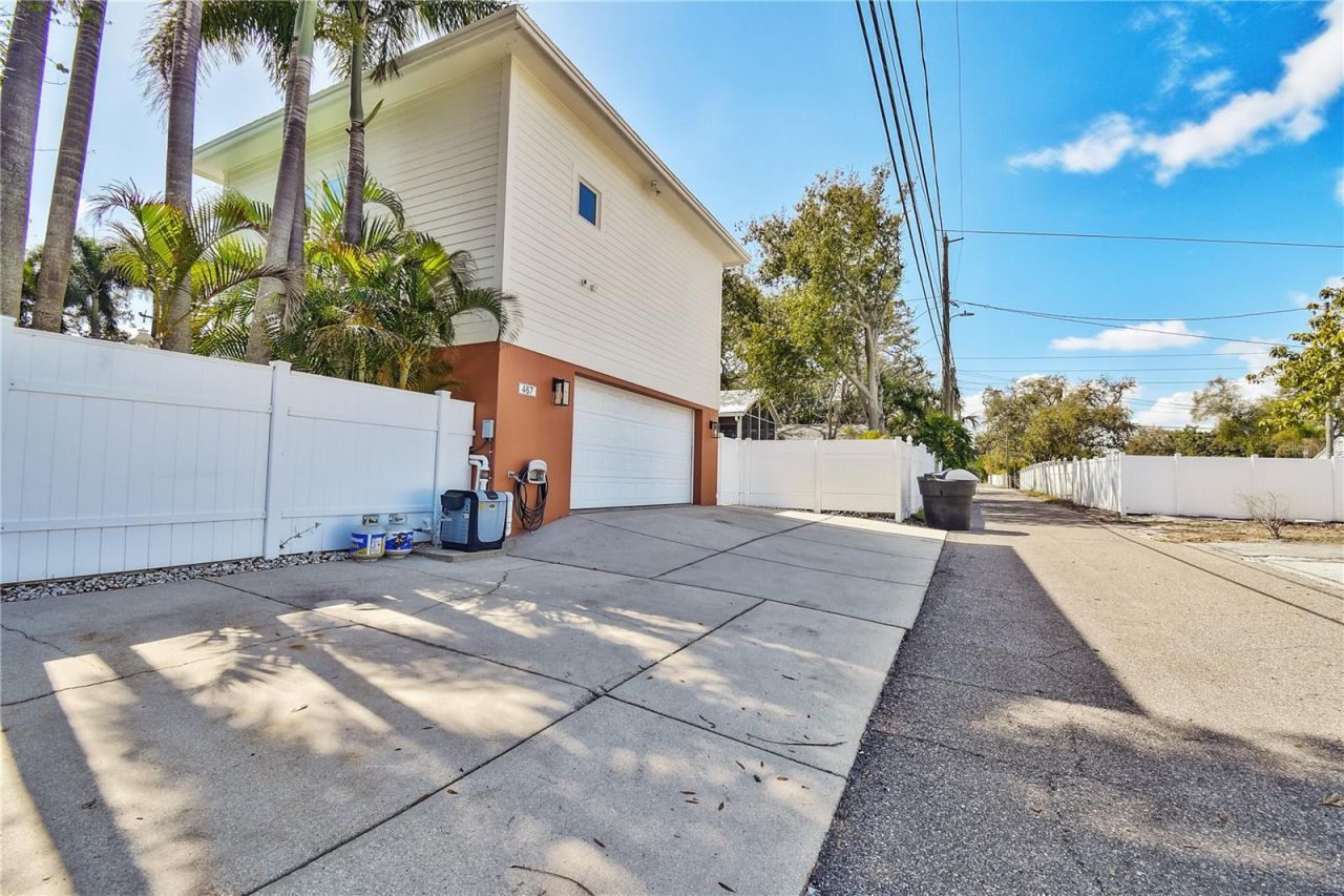 467 31st Avenue N, Saint Petersburg, FL 33704 Photo