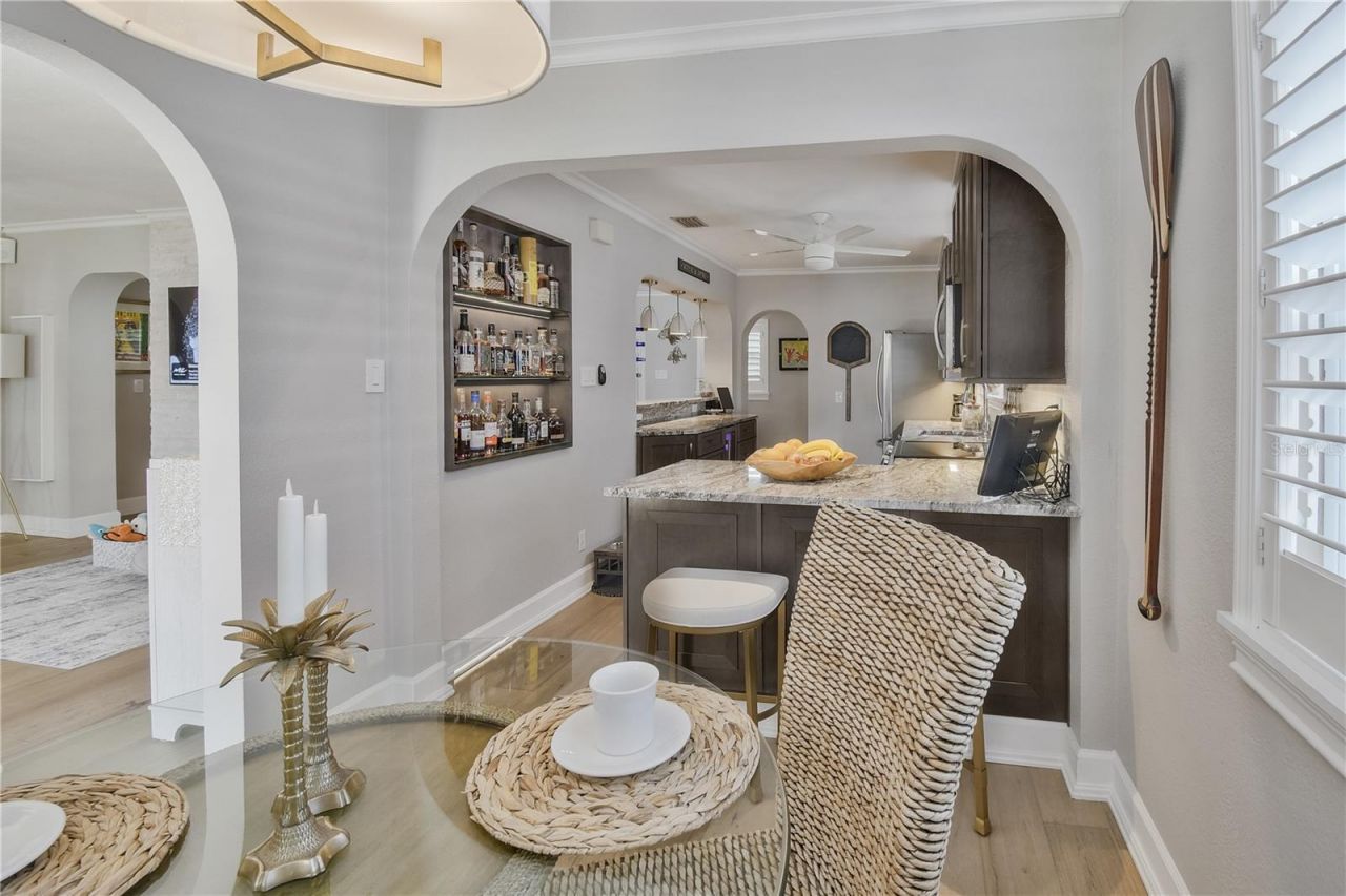 467 31st Avenue N, Saint Petersburg, FL 33704 Photo