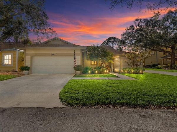 767 CAYA COSTA COURT NE, ST PETERSBURG, FL 33702