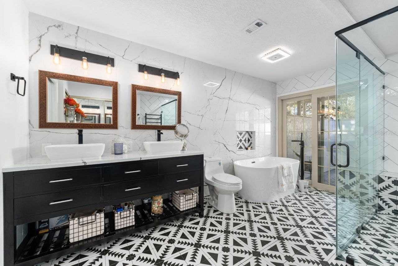 767 Caya Costa Court Ne, Saint Petersburg, FL 33702 Photo