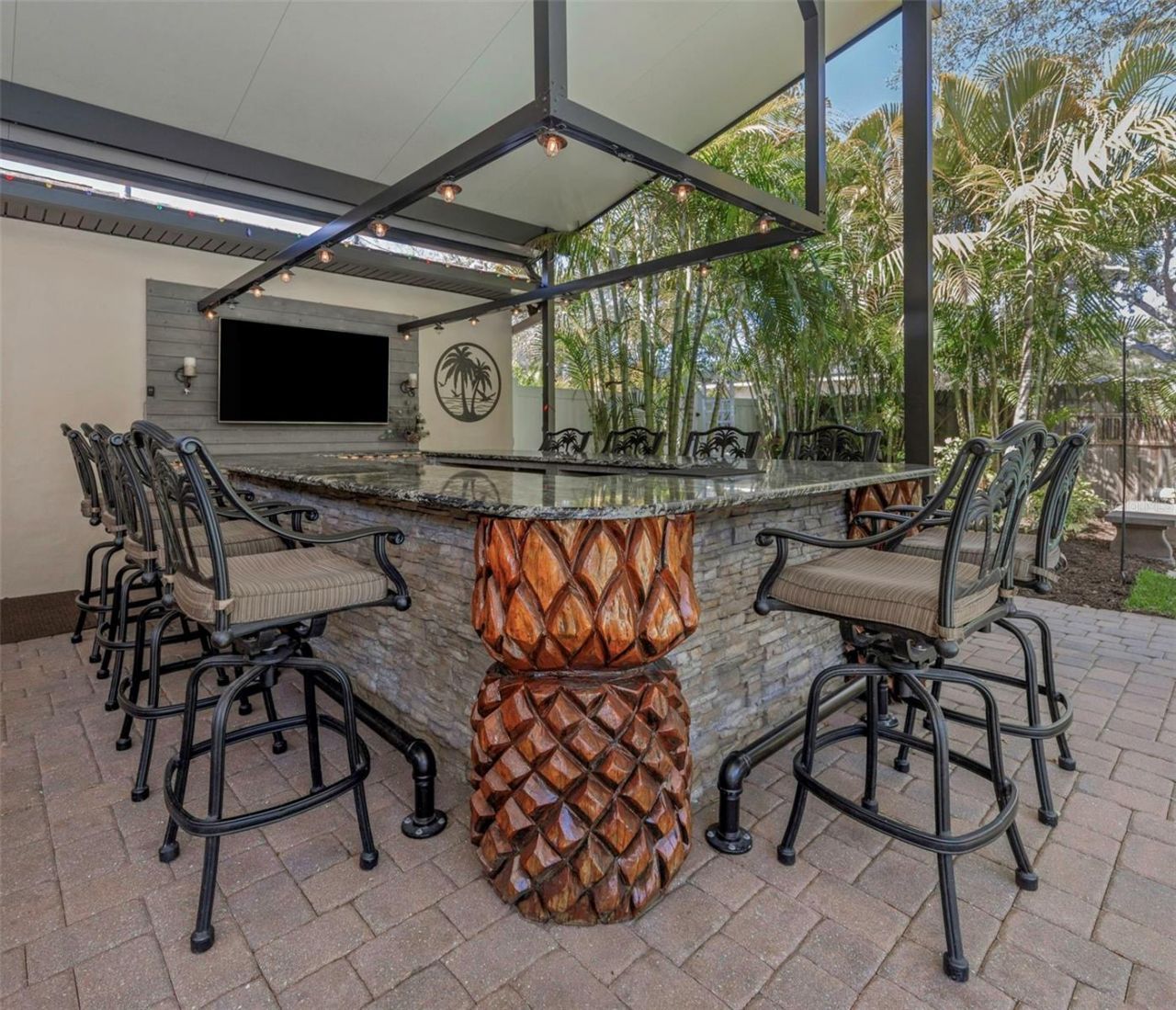 1437 Country Club Rd N Road N, Unit COUNTRY CL, Saint Petersburg, FL 33710 Photo