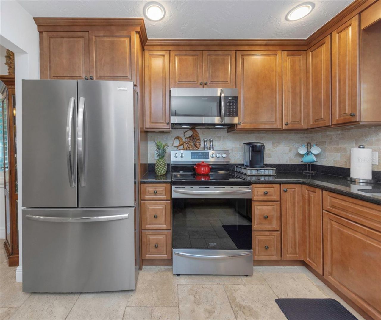 1437 Country Club Rd N Road N, Unit COUNTRY CL, Saint Petersburg, FL 33710 Photo