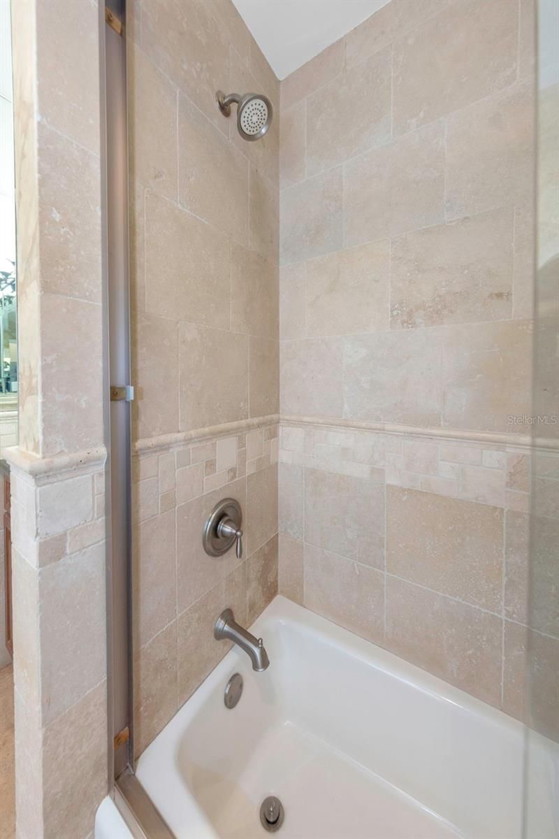 1437 Country Club Rd N Road N, Unit COUNTRY CL, Saint Petersburg, FL 33710 Photo