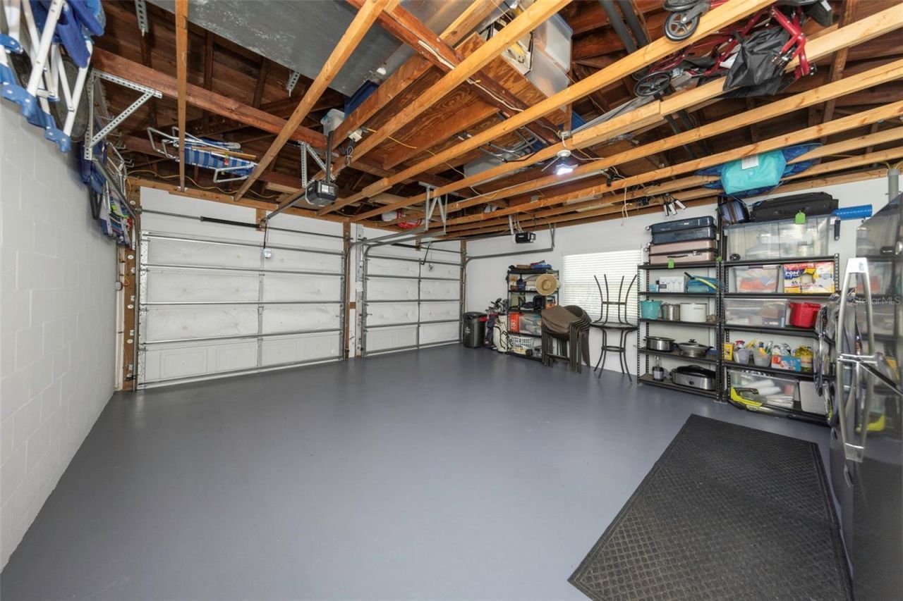 1437 Country Club Rd N Road N, Unit COUNTRY CL, Saint Petersburg, FL 33710 Photo