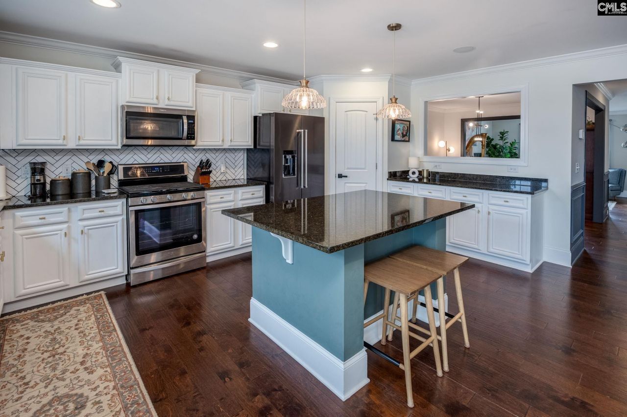 691 Gladiolus Photo 25