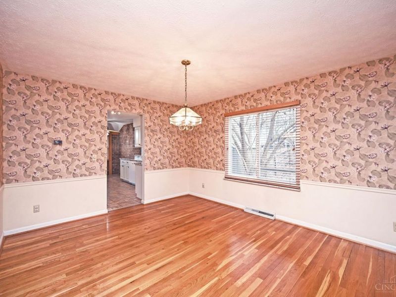 2140 Trailwood Drive, Cincinnati, OH 45230 Photo 12