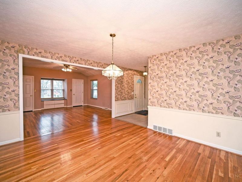 2140 Trailwood Drive, Cincinnati, OH 45230 Photo 14