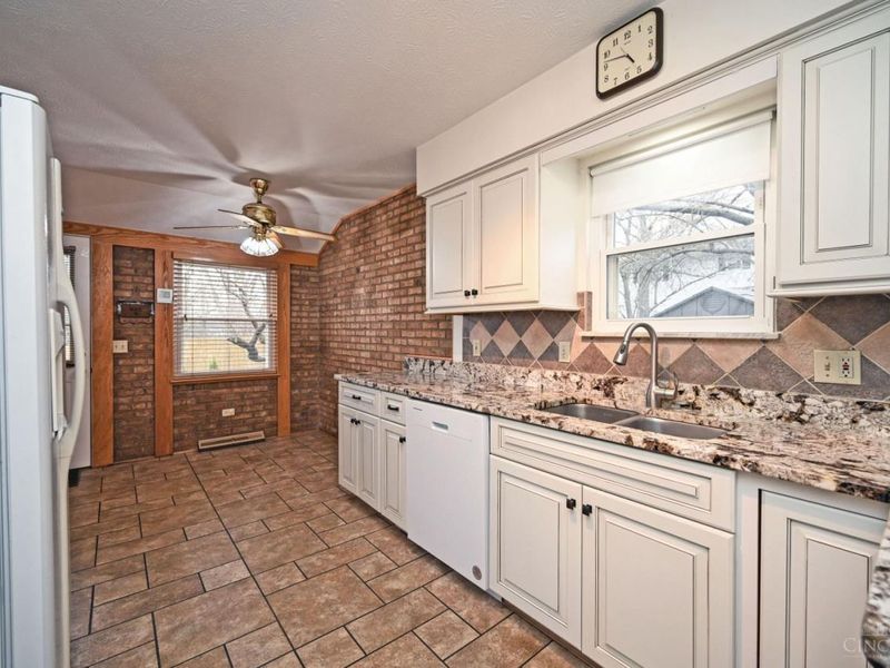 2140 Trailwood Drive, Cincinnati, OH 45230 Photo 15