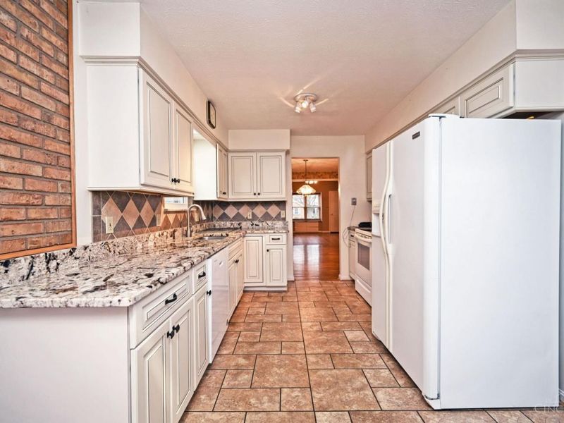 2140 Trailwood Drive, Cincinnati, OH 45230 Photo 17