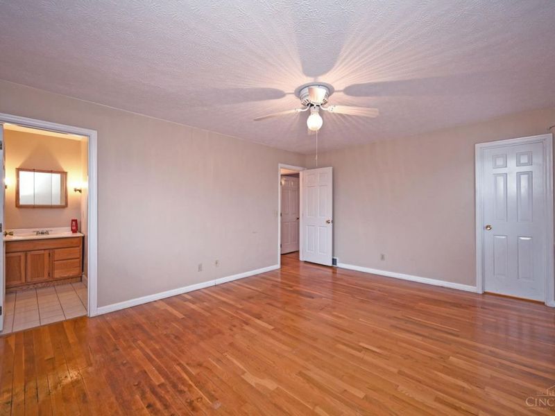 2140 Trailwood Drive, Cincinnati, OH 45230 Photo 29